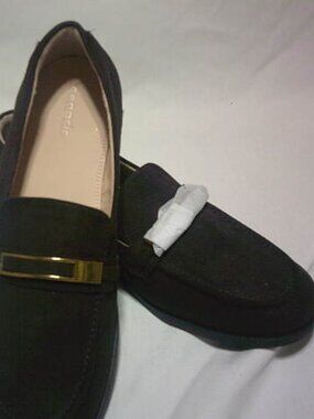 NEW SCENARIO WOMEN'S SIZE 9 1/2 BROWN LOAFER SLIP-ON SUEDE SHOES w/ GOLD BUCKLE